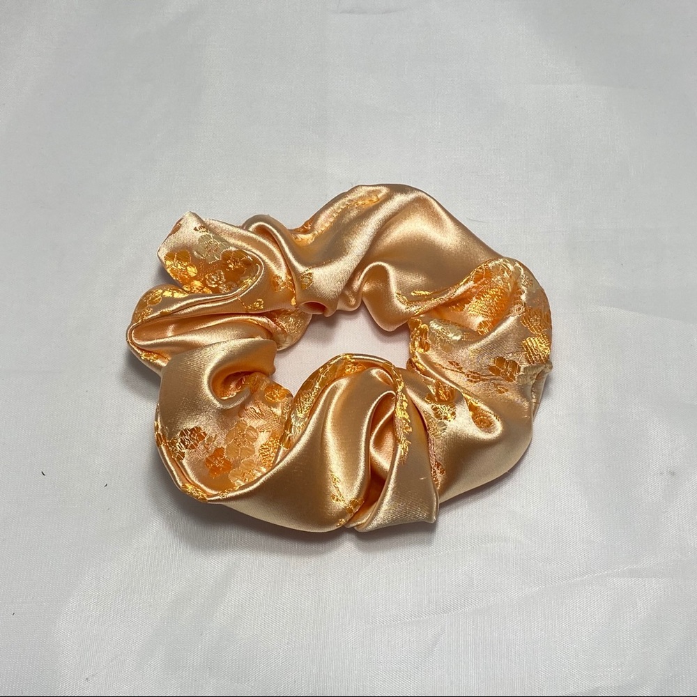 3/$12 SILK Scrunchie